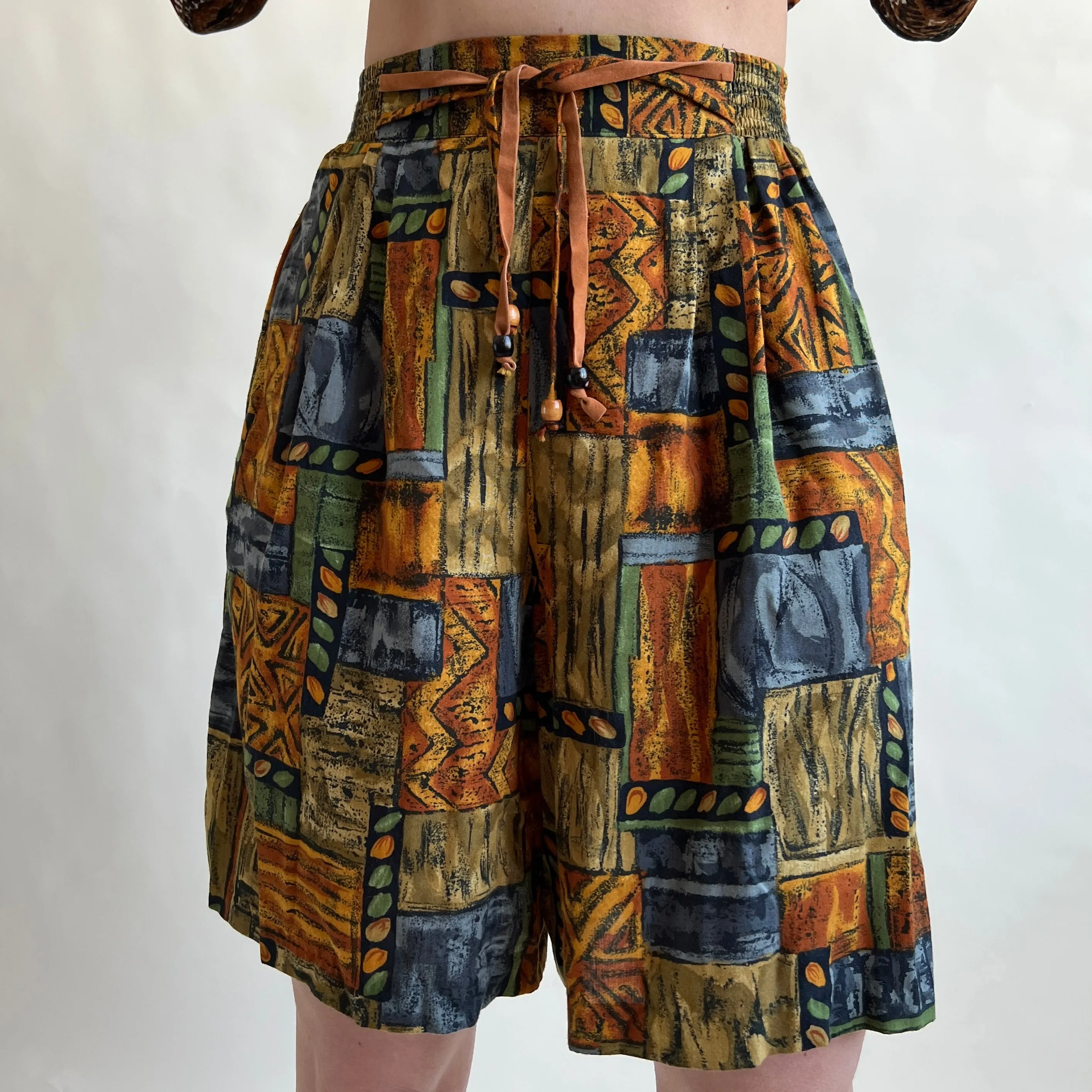90s printed relaxed shorts