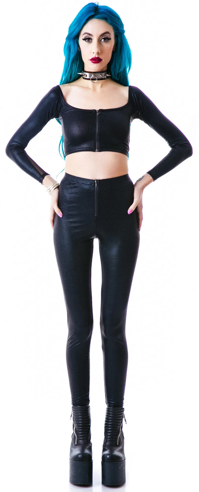 Fall In Line Mesh Contrast Sleeve Crop Top