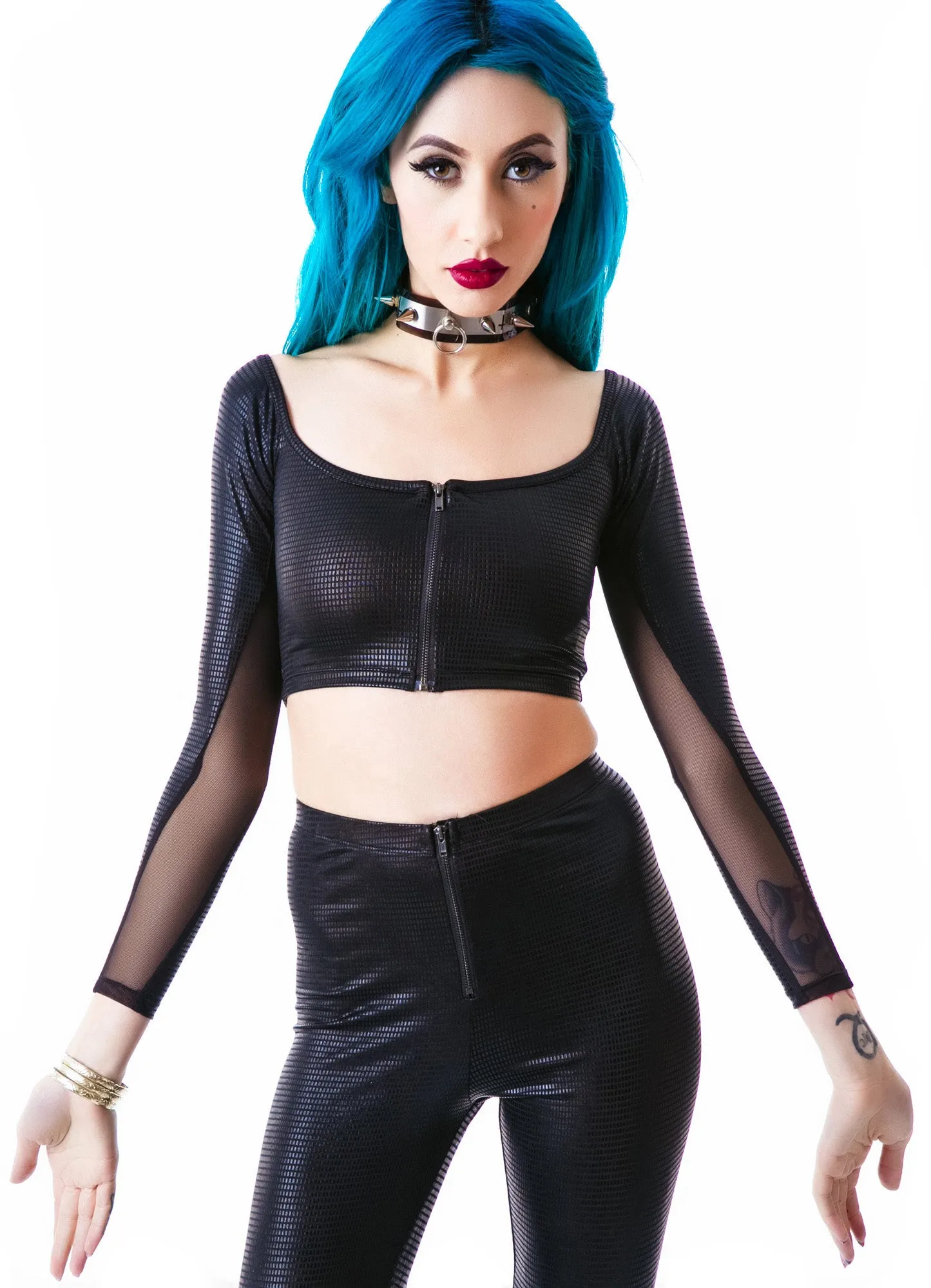 Fall In Line Mesh Contrast Sleeve Crop Top