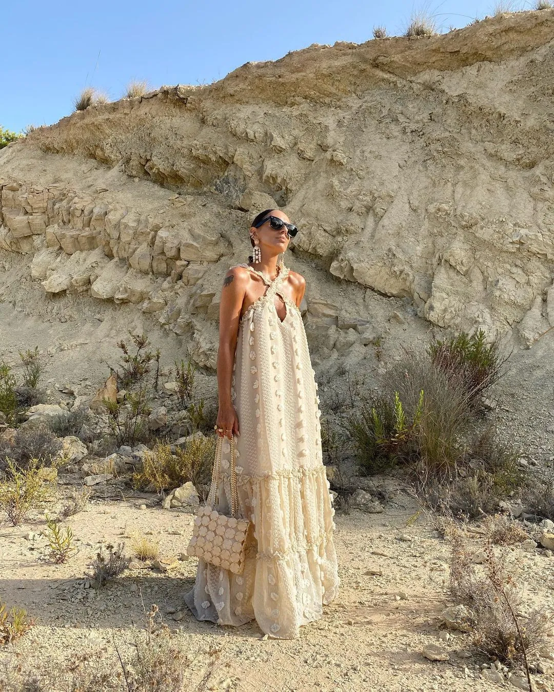 Fashion Hanging Neck Three-dimensional Flower Mop Cake Dress